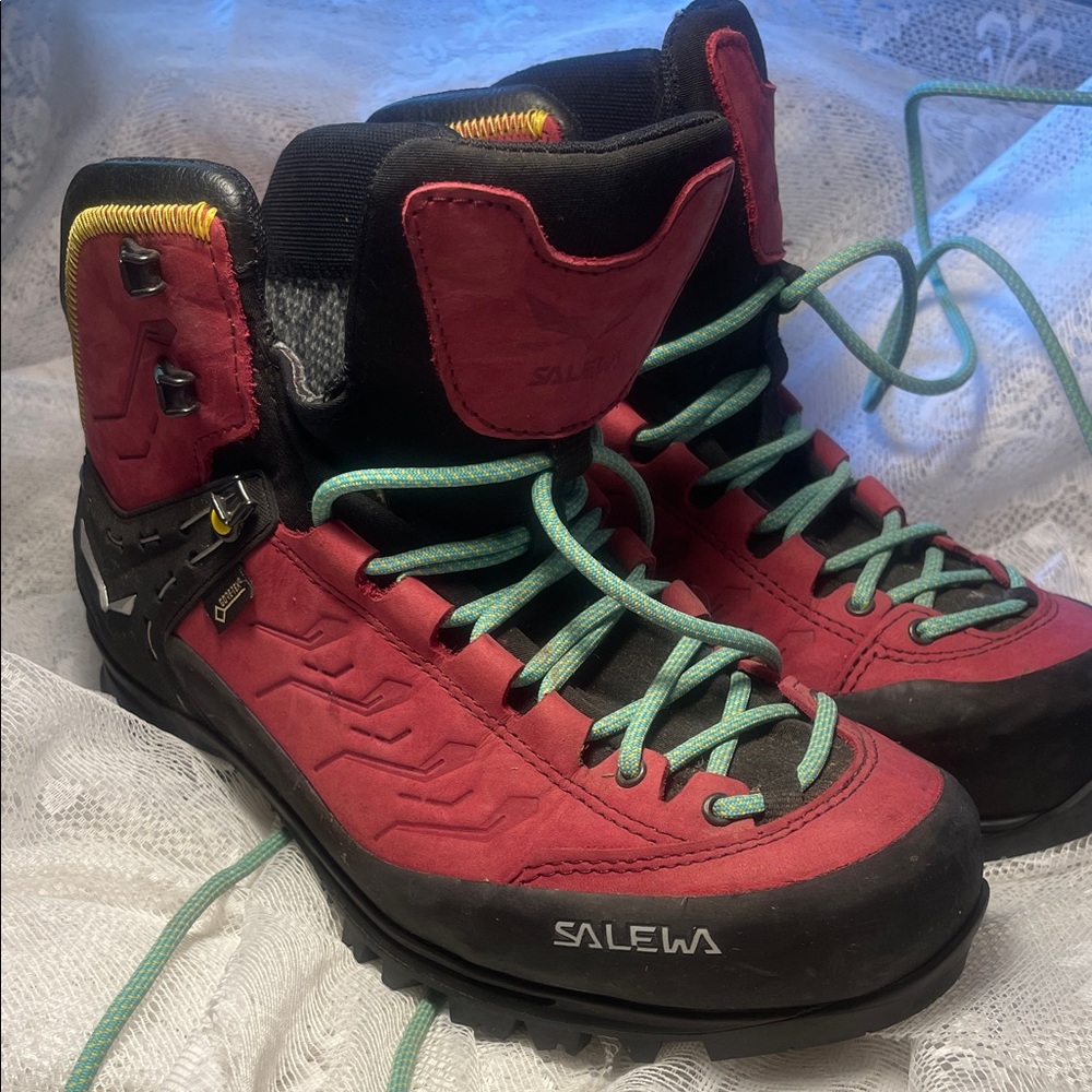 Salewa Women’s Magenta Hiking Boots with Mint Laces